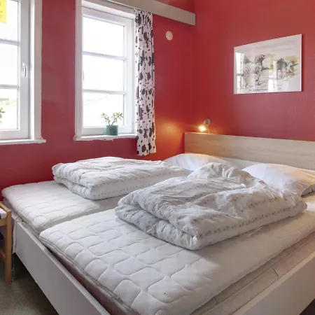 Apartment Lynne - 2-3km From The Sea In Western Jutland By Interhome
