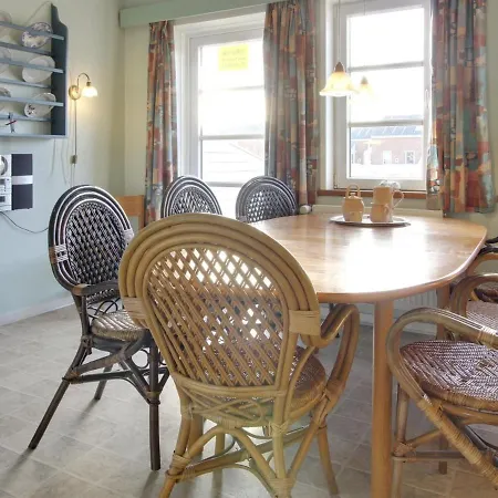 Apartment Lynne - 2-3km From The Sea In Western Jutland By Interhome