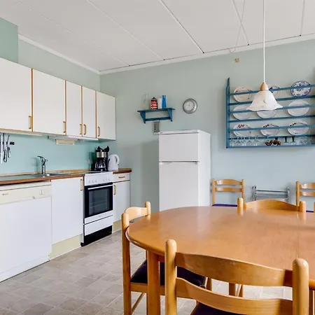 Lynne - 2-3km From The Sea By Interhome شقة