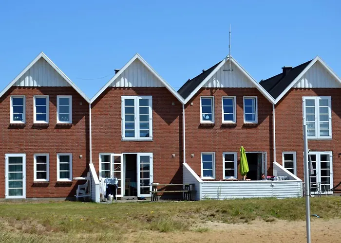 Lynne - 2-3km From The Sea By Interhome